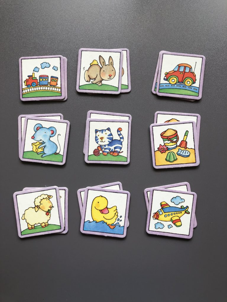 Ein Memory-Spiel eignet sich hervorragend als Einstieg ins Frühes Lesen